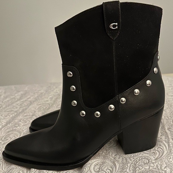 COACH Pauline Leather Suede Bootie Black 9.5 B Womens studded western ankle boot - Picture 3 of 7